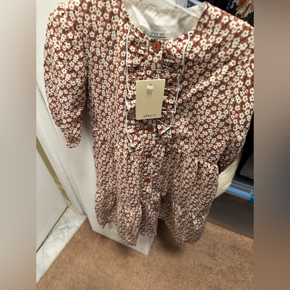 Girls floral dress size 6